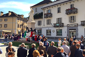 corta statua galletti