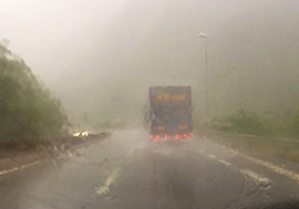 corta superstrada pioggia