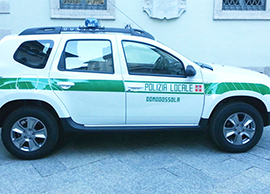 b polizia municipale vigili auto
