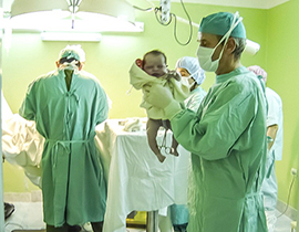 corta neonato ospedale parto