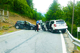 b incidente crodo jeep golf