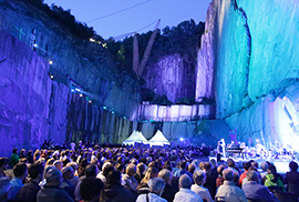 b tones stone trontano 2016