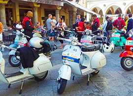 b vespe piazza mercato 16