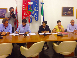 b villa sindaco consiglio migranti