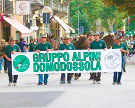 b alpini domo striscione