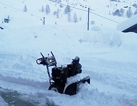 b cheggio neve spazzaneve