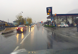 b pioggia distributore