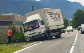 b camion fosso piave