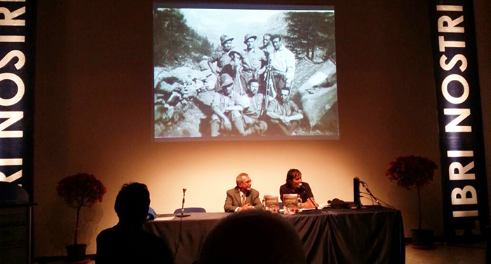 Il libro sul battaglione Alpini Intra di Ragozza e Roncallo presentato alla Fabbrica. Video