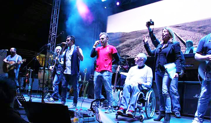 I Nomadi in concerto a Domo per i 19 anni del Cantante della solidarietà