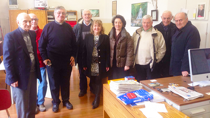 Manuela Borraccino, nuova direttrice dei settimanali diocesani, in visita alla redazione del Popolo dell'Ossola. Video