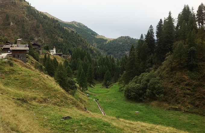 Al via l'Autani di Set Frei a Montescheno, una delle più lunghe processioni delle Alpi