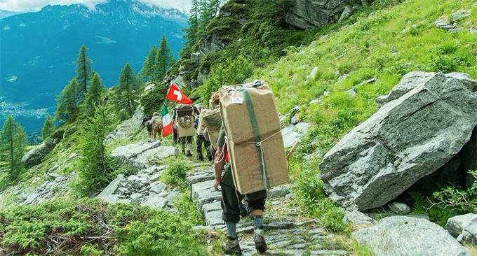 Un successo il trekking transfrontaliero degli Spalloni 2017
