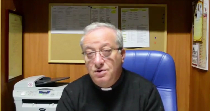 Ha studiato a Domo don Scordio, il prete accusato di 'ndrangheta in Calabria