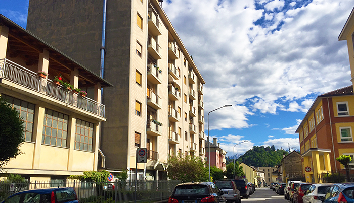 “Inopportuno ospitare i migranti in un condominio”. Pizzi scrive alla Cooperativa dopo l'esposto 
