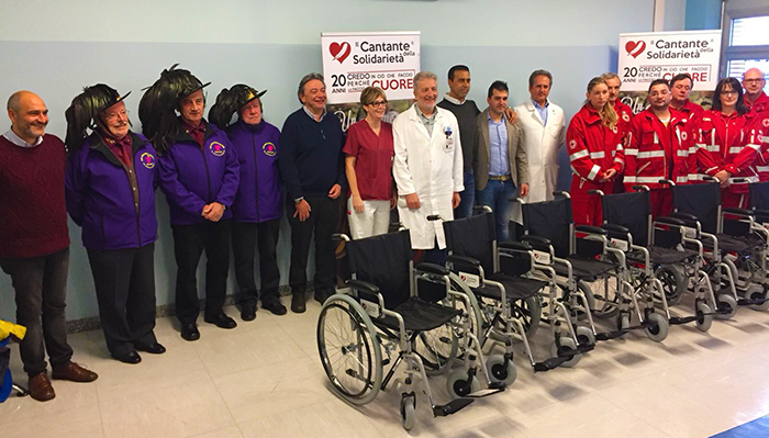 Sei nuove carrozzine al San Biagio donate da Salvatore Ranieri. Video