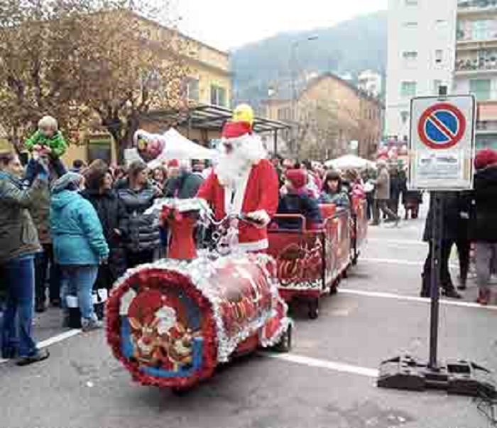 Un magico  Natale a Villadossola mercatini e slitta e giochi