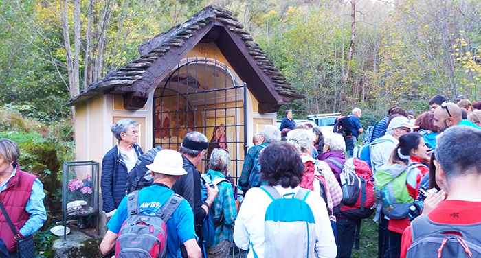 Presentato in Antrona il restauro della cappella raffigurante la Sacra famiglia. Foto