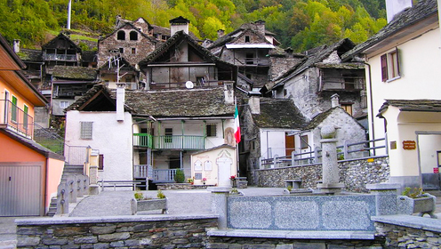 borgomezzavalle baite paese piazza