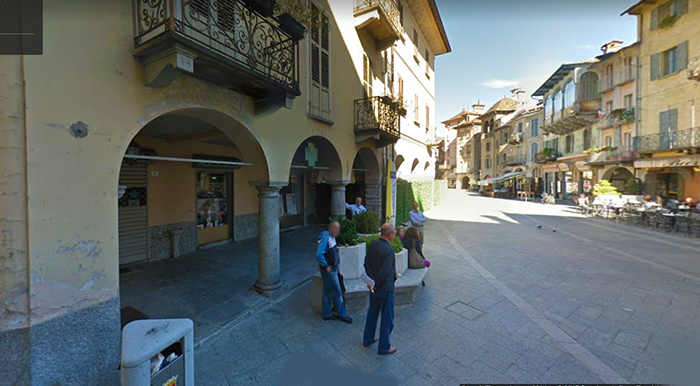 Piazza Mercato: prodotti locali di Formazza nell'Ex Farmacia Samonini?