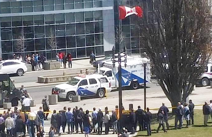 Attentato a Toronto: un' ossolana che abita in Canada da 11 anni racconta gli attimi di paura