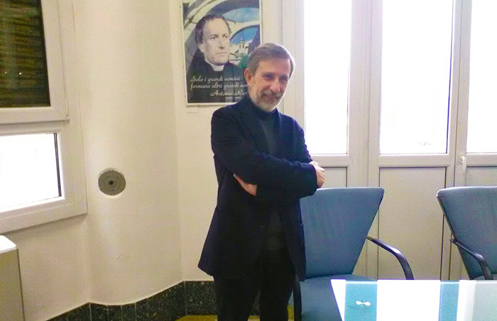 Il giornalista di “Avvenire” Paolucci al liceo Rosmini per parlare di immigrazione. Video