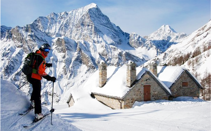 Impazzano sci, snowboard, fondo e ciaspole: si scia in tutto il comprensorio di Neveazzurra