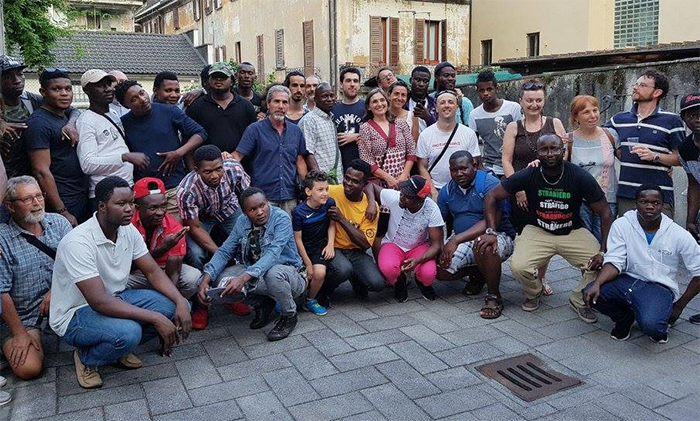 Lettera aperta dal Coordinamento Ossola Solidale a Pizzi firmata da 300 persone “contro falsità e pregiudizi”
