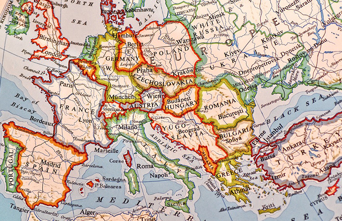 "Rifondiamo l'Europa", nuovo editoriale di Bernardino Gallo