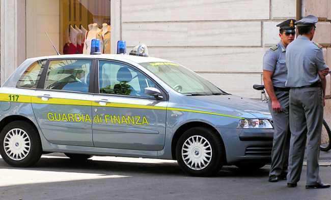 finanza auto finanzieri