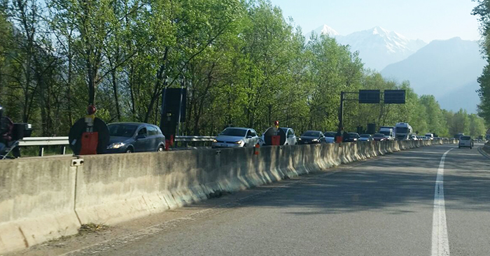 Traffico in tilt per la chiusura ingressi superstrada a Domo, le critiche di Sos Ossola