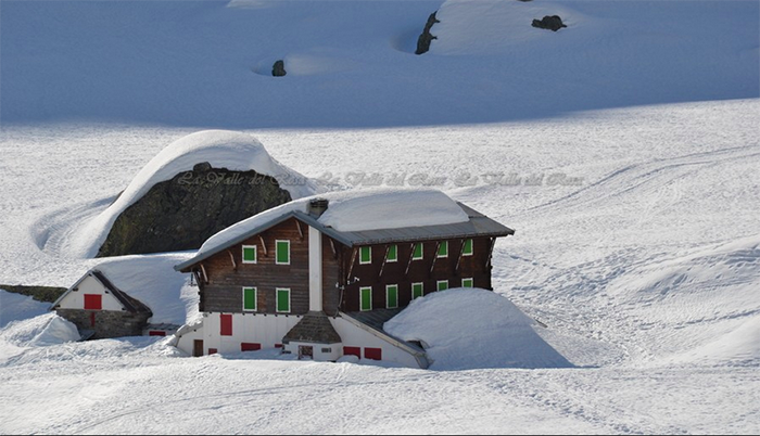 Record di neve caduta al 1° novembre al Rifugio Zamboni, quasi 2 metri