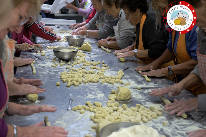 Festa della patata formazzina, stasera a cena nelle famiglie Walser 