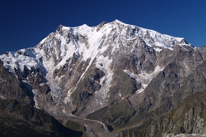 Appuntamento all'alba sul Monte Rosa con i maestri di sci