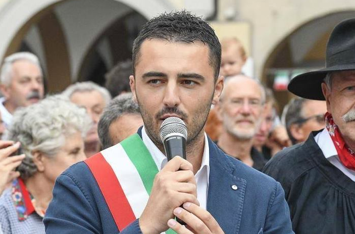 Il Pd domese attacca Tandurella:" Accentratore, nessuno spazio ad assessori ed associazioni"