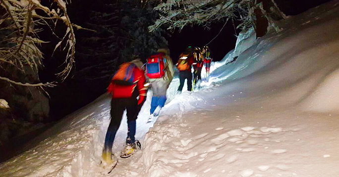Tecnico dei telefoni bloccato nella neve vicino ad un ripetitore, era stato portato in elicottero. Intervento del Soccorso