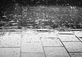 corta pioggia pavimento