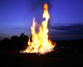 corta fuoco falo legna