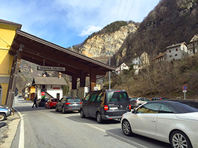 corta dogana iselle auto