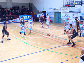 corta poli opposti basket azione