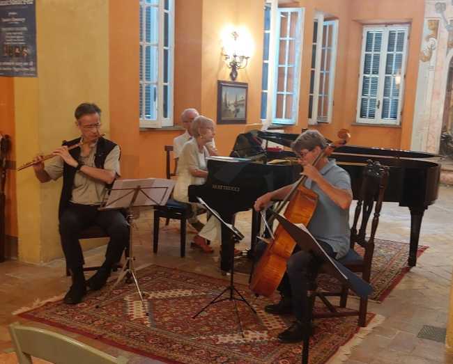 550521643 1218235413476809 6881781275851273583 n