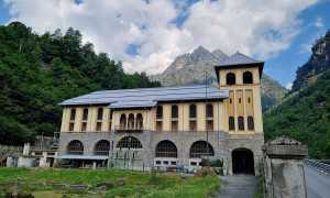 Centrale idroelettrica di Rovesca facciata