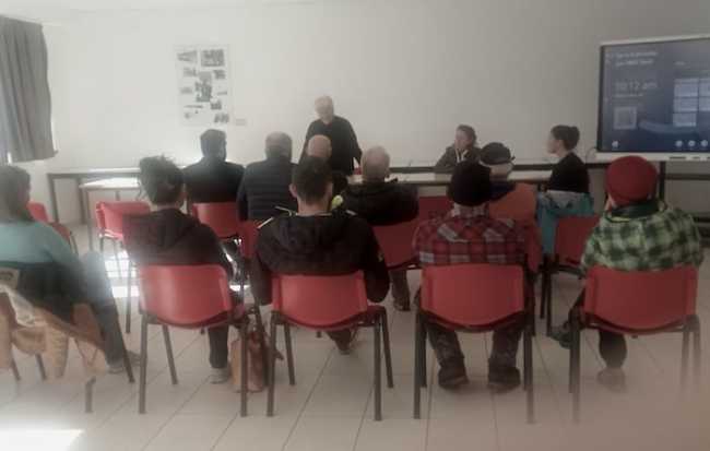 IMG20250317101206 BURST001 COVER