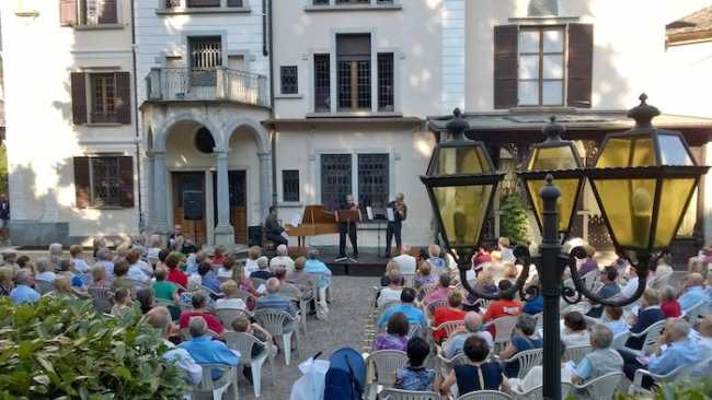 Musica da bere nel Parco di Villa Antonia