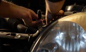 car mechanic 6260377 640