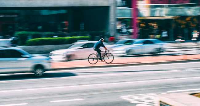 ciclabile bici strada citta