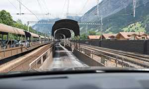 treno camion veicoli