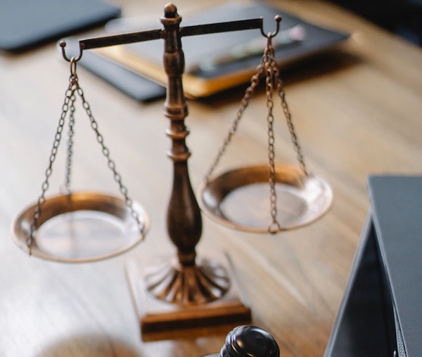 pexels sora shimazaki 5669619