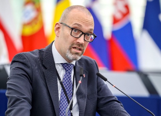 alessandro panza verticale